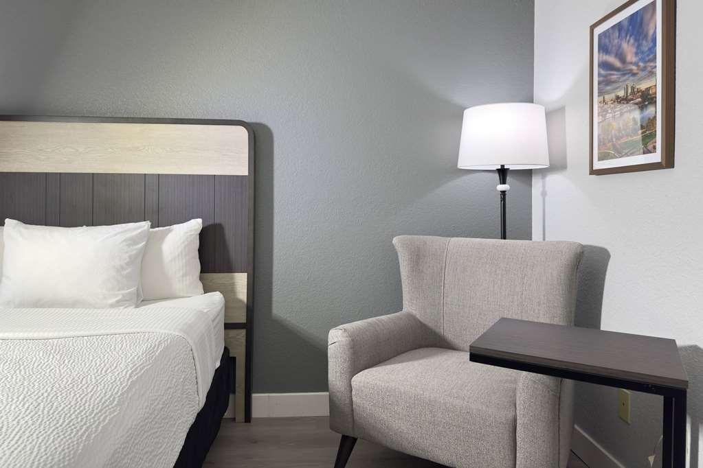 La Quinta Inn By Wyndham Stockton Habitación foto